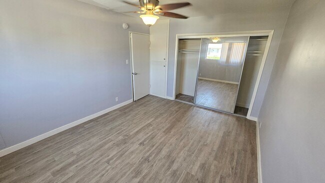 Foto del edificio - 545 Hayworth Ave