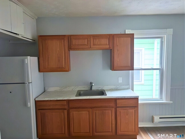 Building Photo - 186 Farren Ave