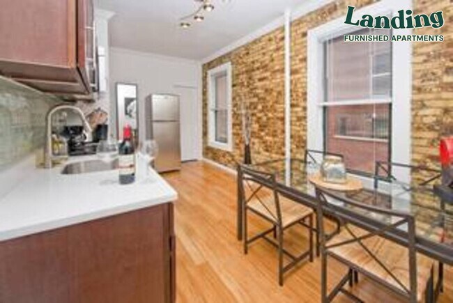 Foto del edificio - 320 E 109th St