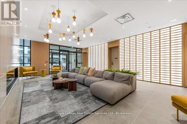 Photo du bâtiment - 760 Whitlock Ave