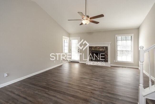 Building Photo - REDUCED-Now offering first full month FREE!