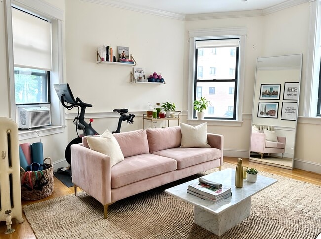 Building Photo - 1340 Commonwealth Ave