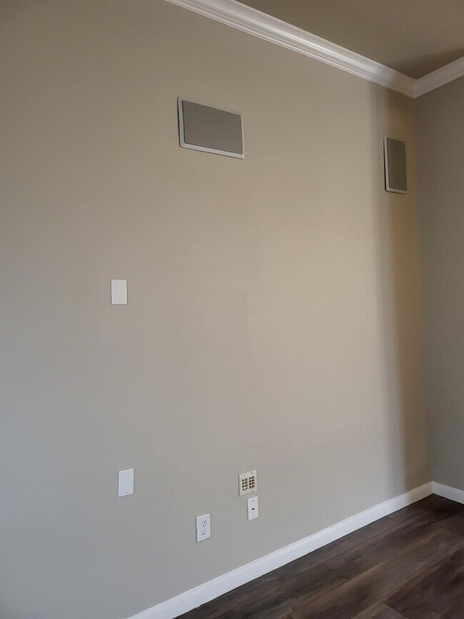 Building Photo - 18711 Majestic Vista Ln