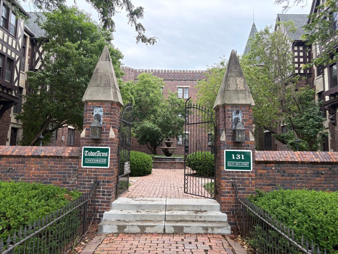 Foto principal - 131 S 39th St