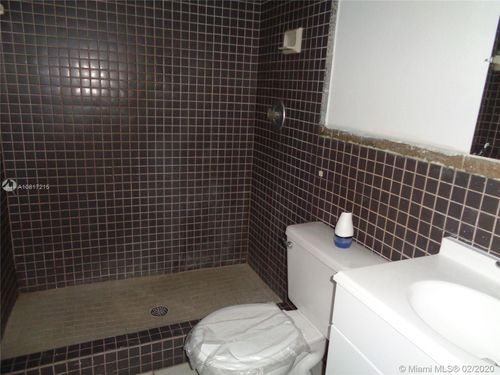 Foto del edificio - 156 NW 12th St
