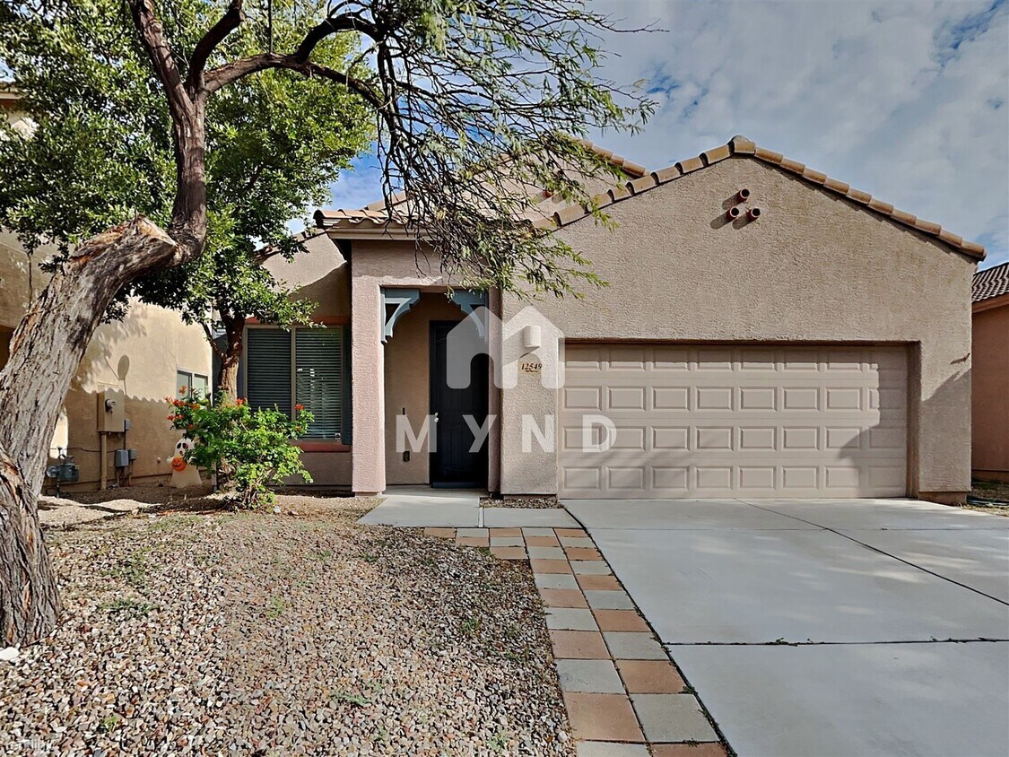 3 br, 2 bath House 12549 E Red Canyon Pl House Rental in Vail, AZ