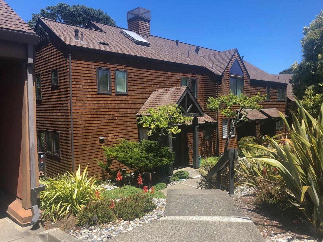 298 Donahue St, Sausalito, CA 94965 Townhome Rentals in Sausalito CA