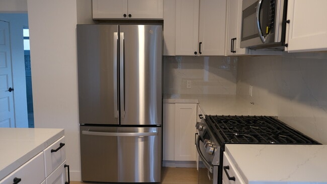 Building Photo - 509 Coronel Pl