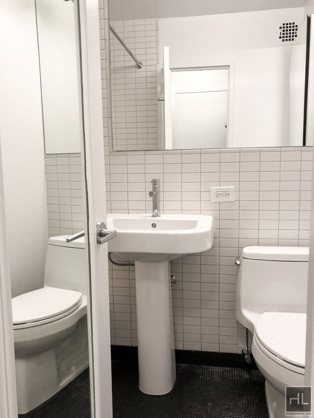 Building Photo - East 39th Street