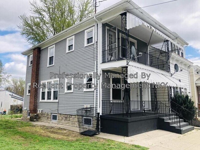 Building Photo - 1408 Holman St