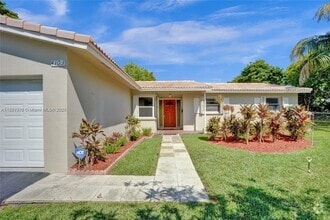 Building Photo - 4103 NW 75th Ave