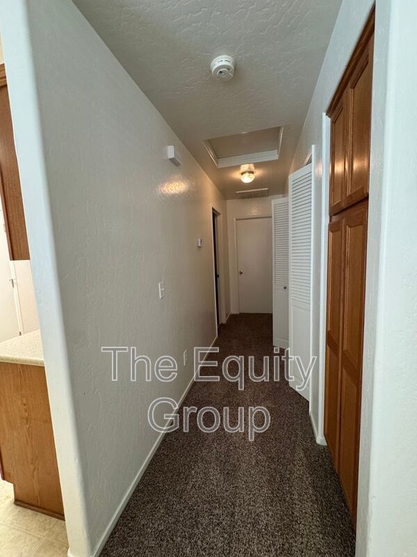 Building Photo - 1714 Paseo Del Lago