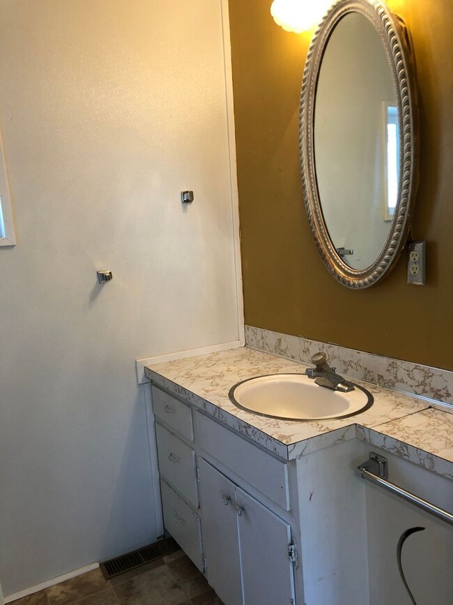 Foto del edificio - Adorable 3bed/1.5bath Home Close to School...