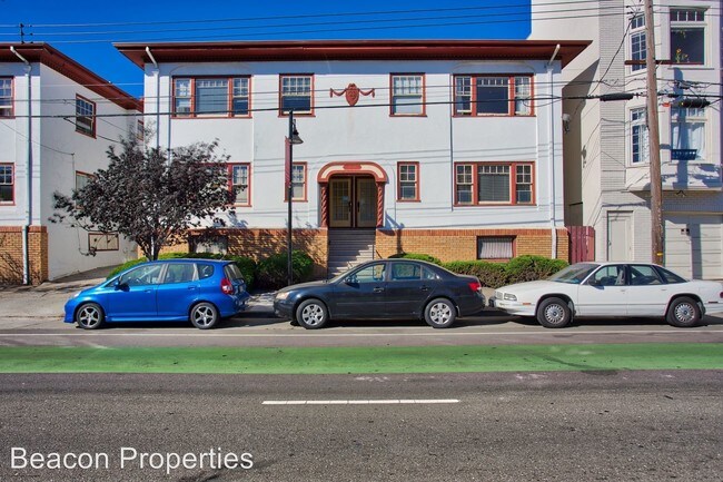 Building Photo - 460-474 40th St