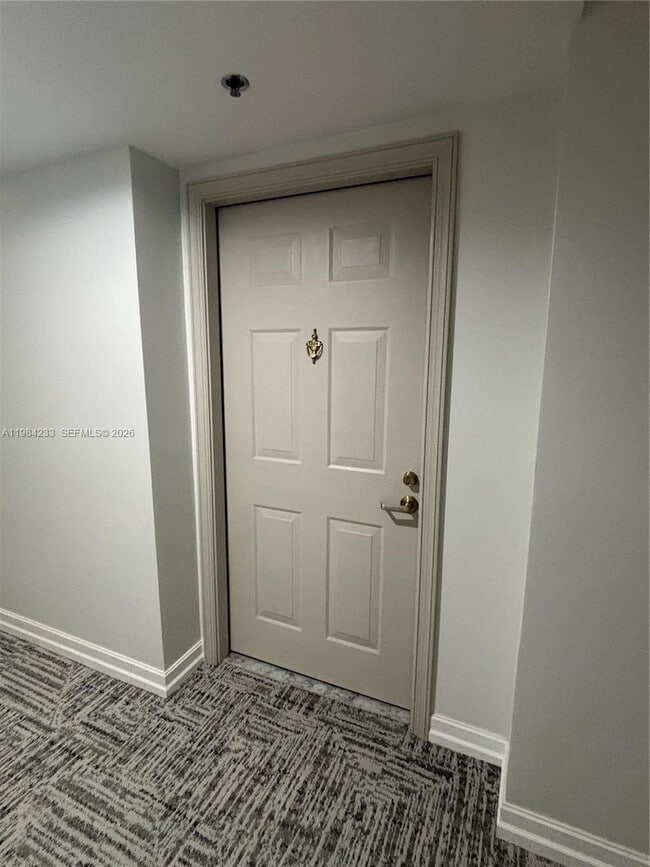 Building Photo - 2665 SW 37th Ave