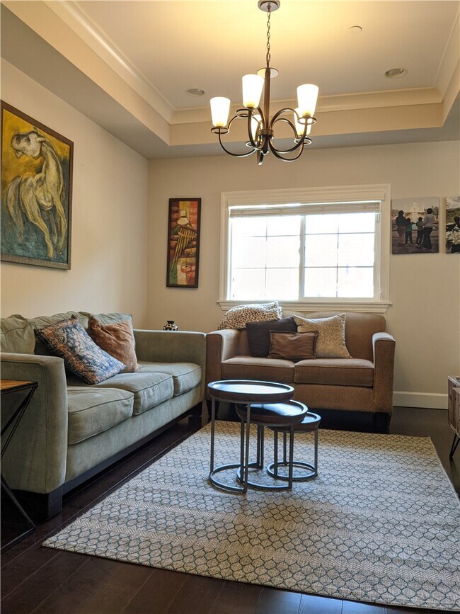 Building Photo - 4634 La Canada Blvd