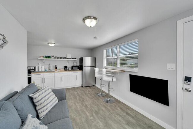 Foto del edificio - 8818 Rocky Creek Dr