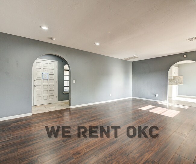 Building Photo - 11308 Bel Air Pl