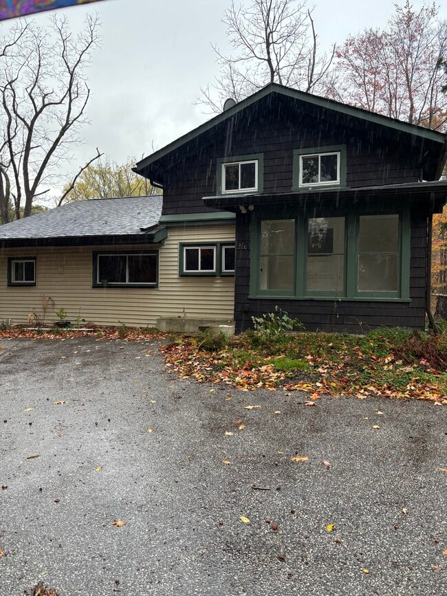 For Rent by Private Owner in Bedford OH Listings Available