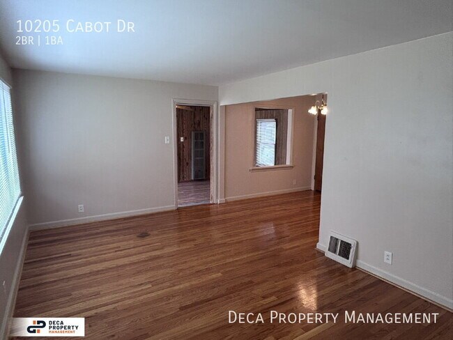 Foto del edificio - 10205 Cabot Dr