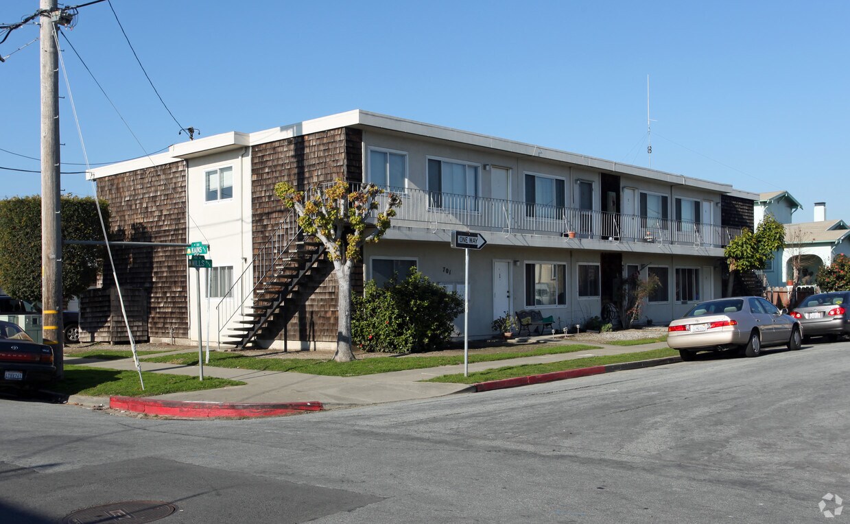 Foto principal - 701 Mills Ave