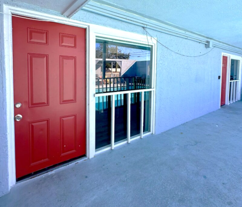 Foto principal - 5024 Emerson Ave S