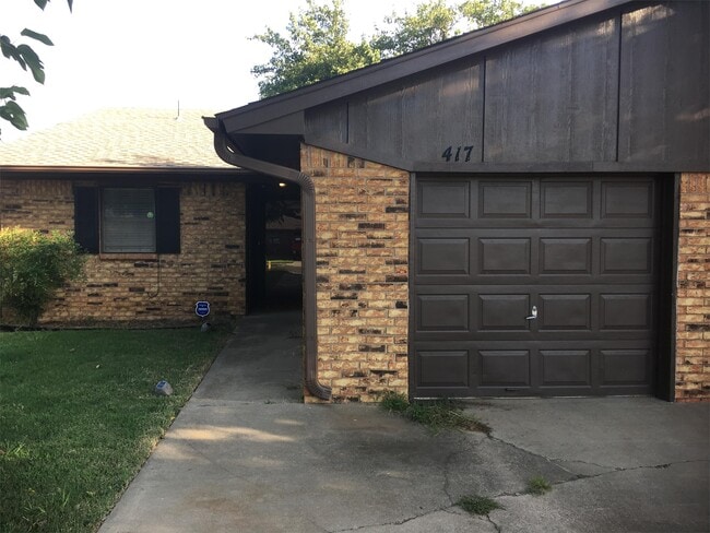 Photo - 417 Wild Wind Rd (Edmond, OK) Townhome