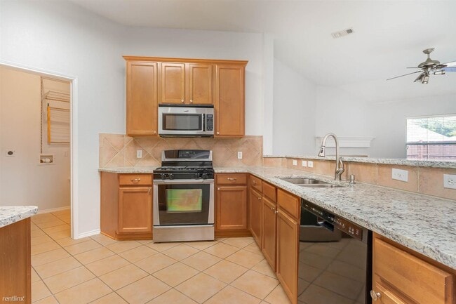 Building Photo - 3 br, 2 bath House - 5548 Norris Dr