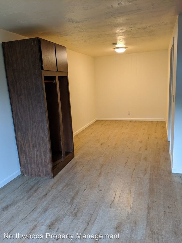 Building Photo - Studio, 1 bath House - 1331 High St Unit 7A