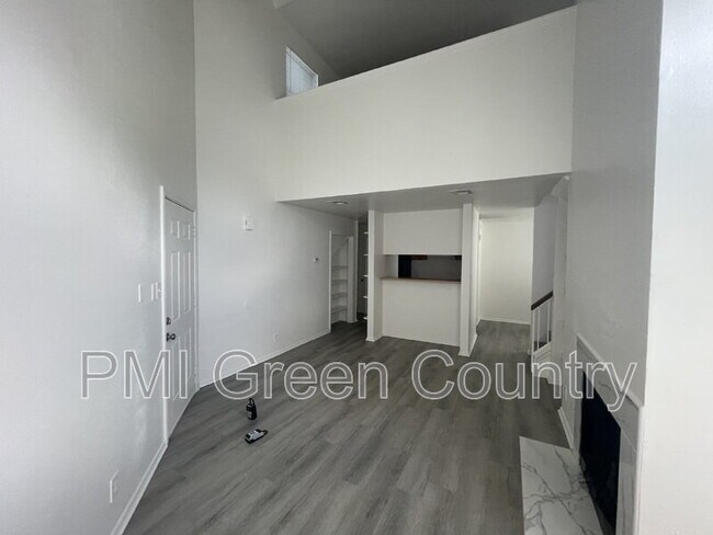 Foto del edificio - 1802 E 66th Pl