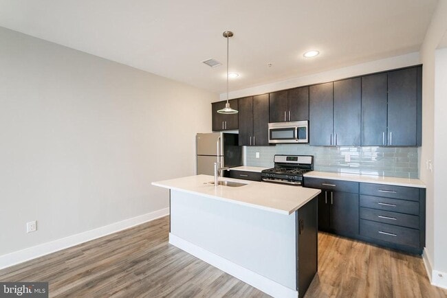 Foto del edificio - 1607 Catharine St