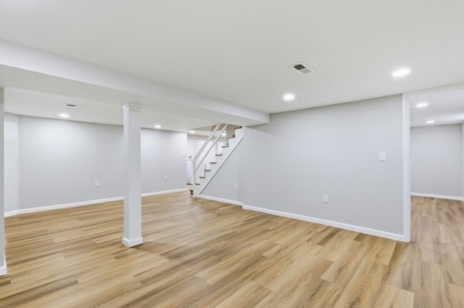 Foto del edificio - 3133 Willoughby Rd