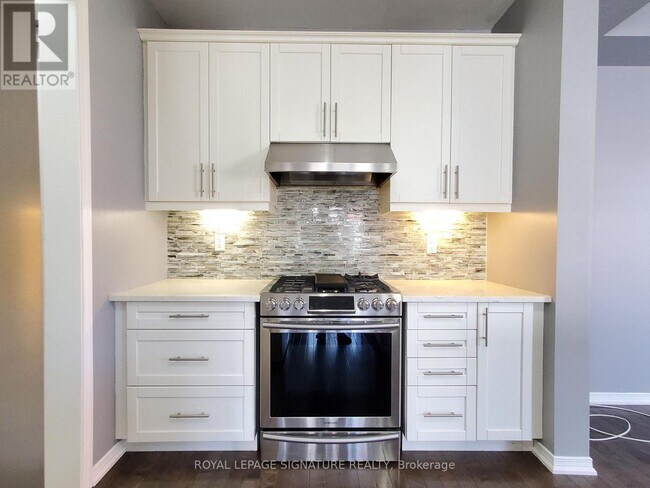 Photo du bâtiment - 373 Falling Green Cres