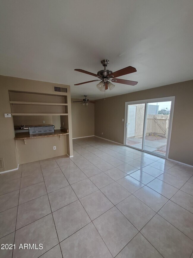Building Photo - 14217 N 54th Dr