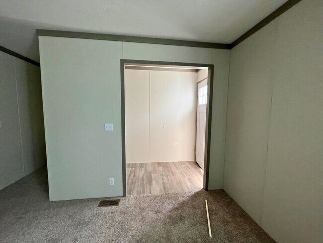 Building Photo - 5418 E Deadwood Dr