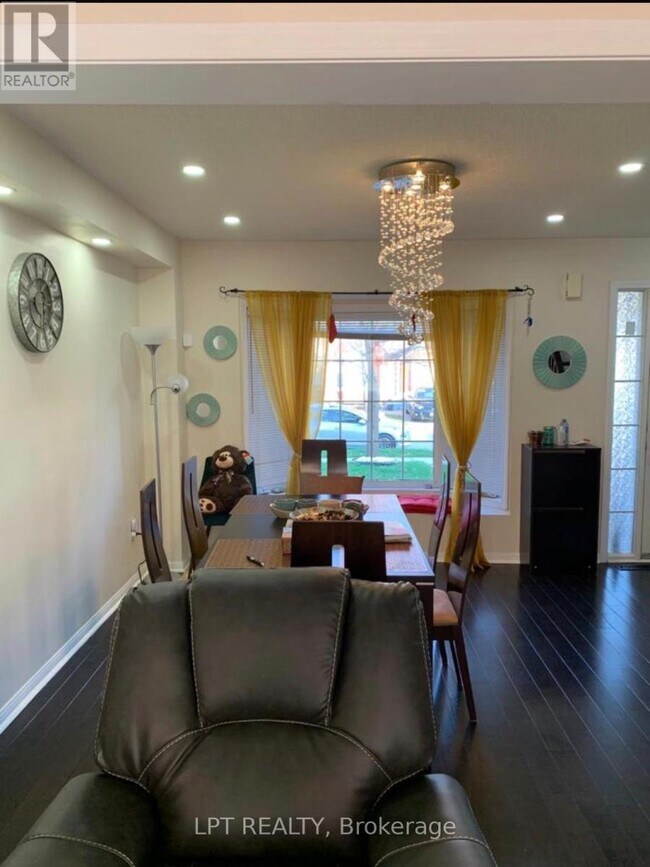 Building Photo - 6 MYSTCAL ROAD