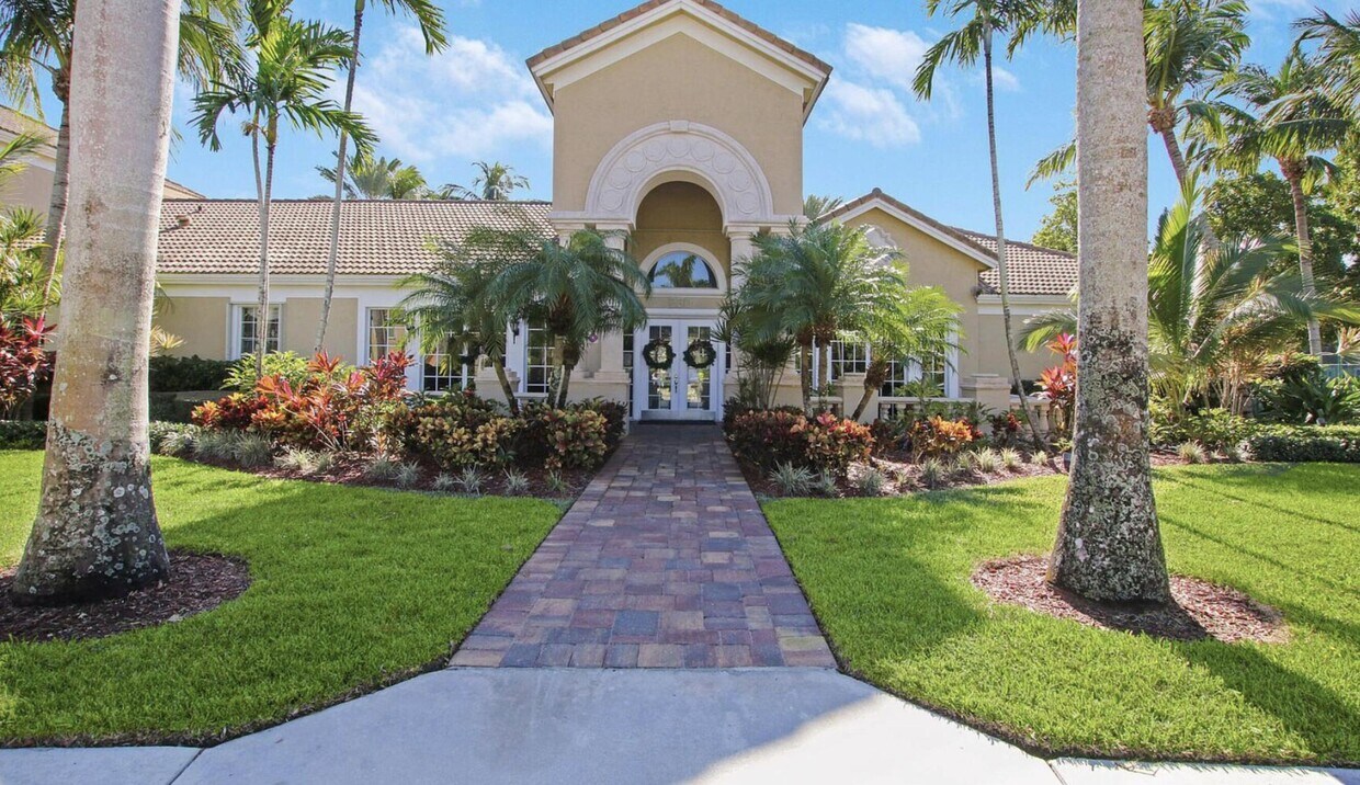 Building Photo - 266 Village Blvd