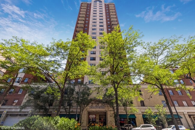 Building Photo - 1529 S State St