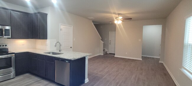 Foto del edificio - Luxury 3/2.5 Townhome in Cibolo