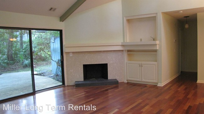 Building Photo - 15 Dewberry Ln