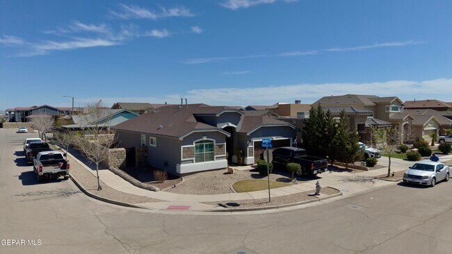 Foto del edificio - 1180 Spofford Pl