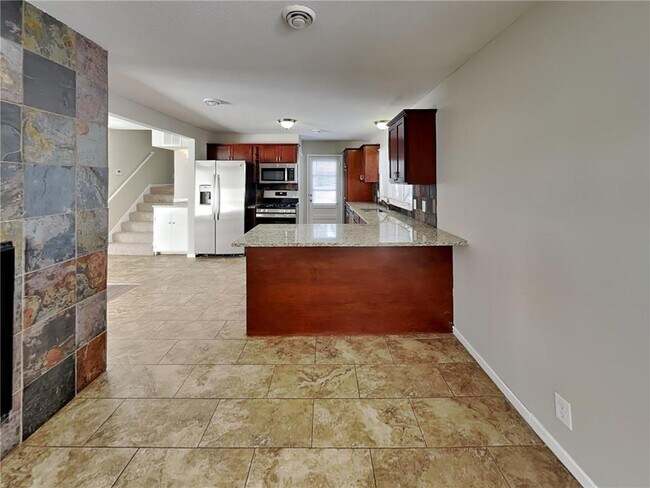 Building Photo - 13516 Grand Ave