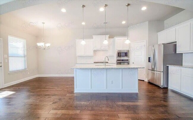 Foto del edificio - 2715 Chimney Rock Rd