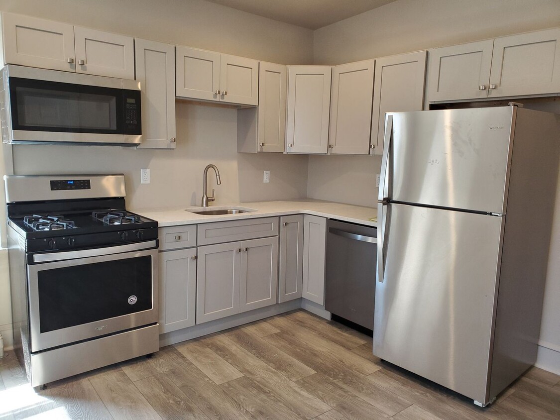 Foto principal - 448 W Orange St