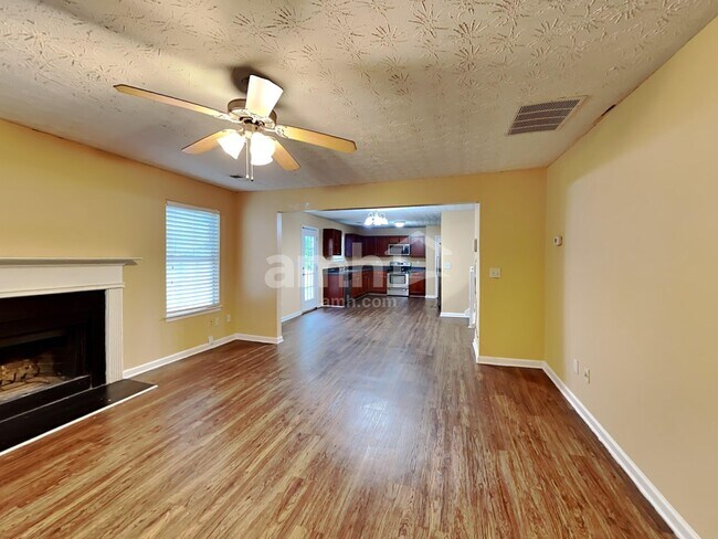 Foto del edificio - 221 Millstone Dr