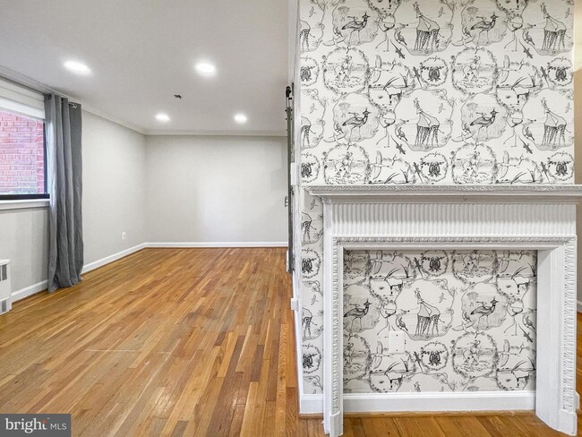 Foto del edificio - 2725 39th St NW