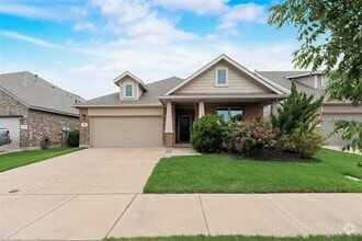Building Photo - 1601 Bunting Dr