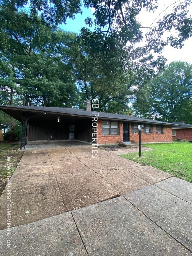 Building Photo - 4004 Spiegel Dr