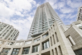 Building Photo - 2181 Yonge St