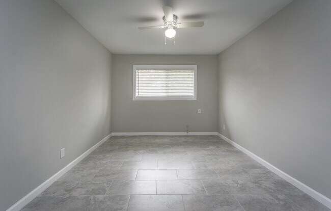 Building Photo - 4411 Knotty Oaks Trail